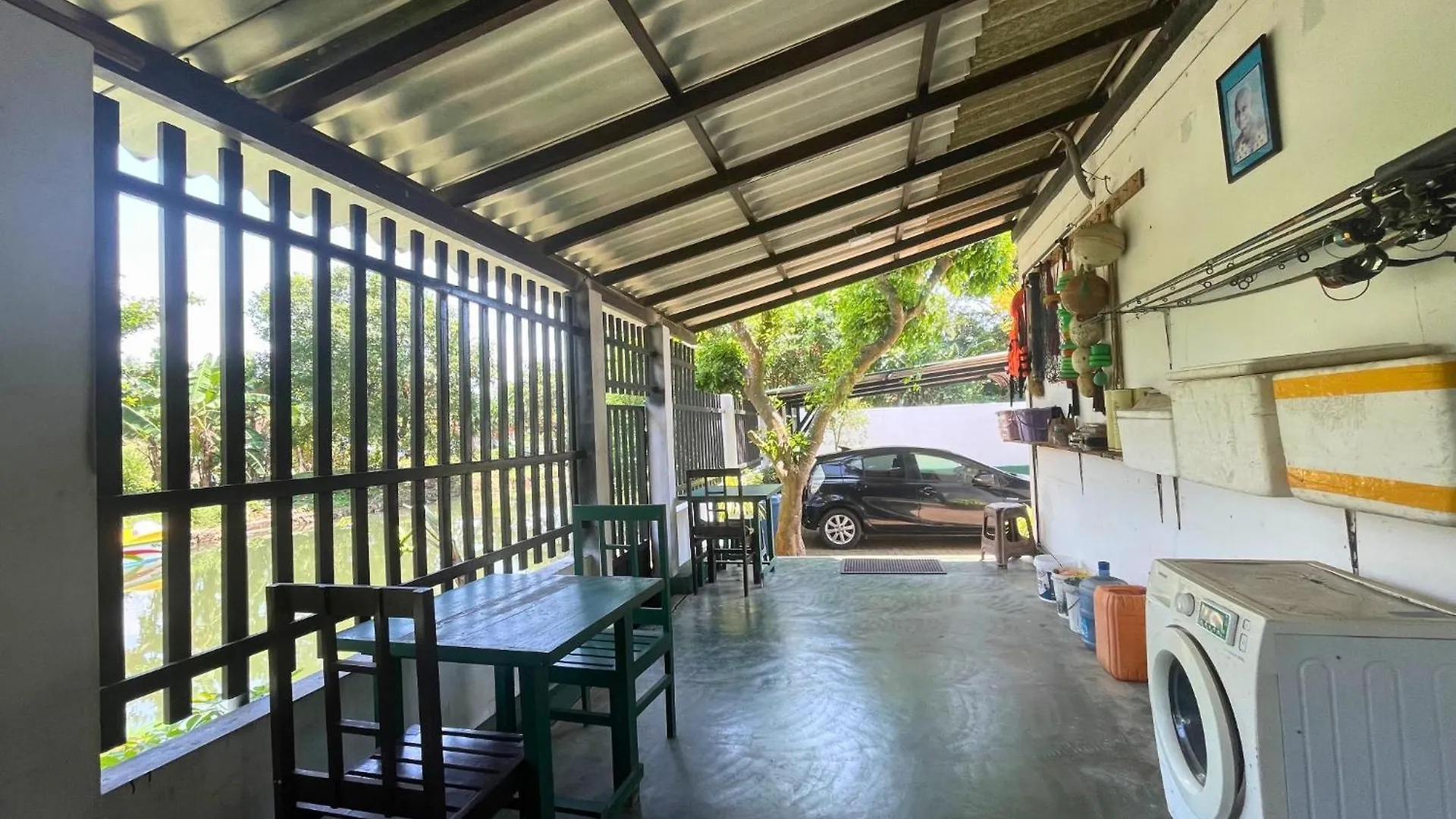 Curly Hostel 니곰보 스리랑카