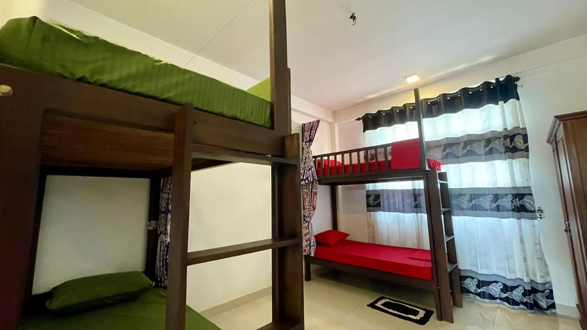 Curly Hostel 니곰보 0*,  스리랑카