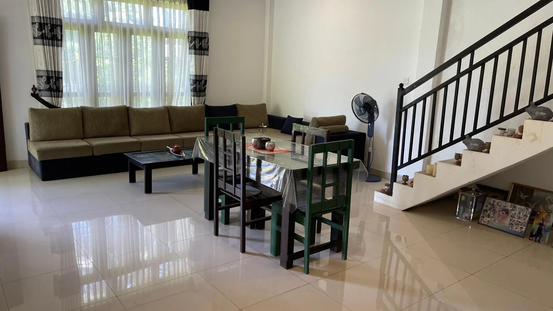 Curly Hostel Νεγκόμπο