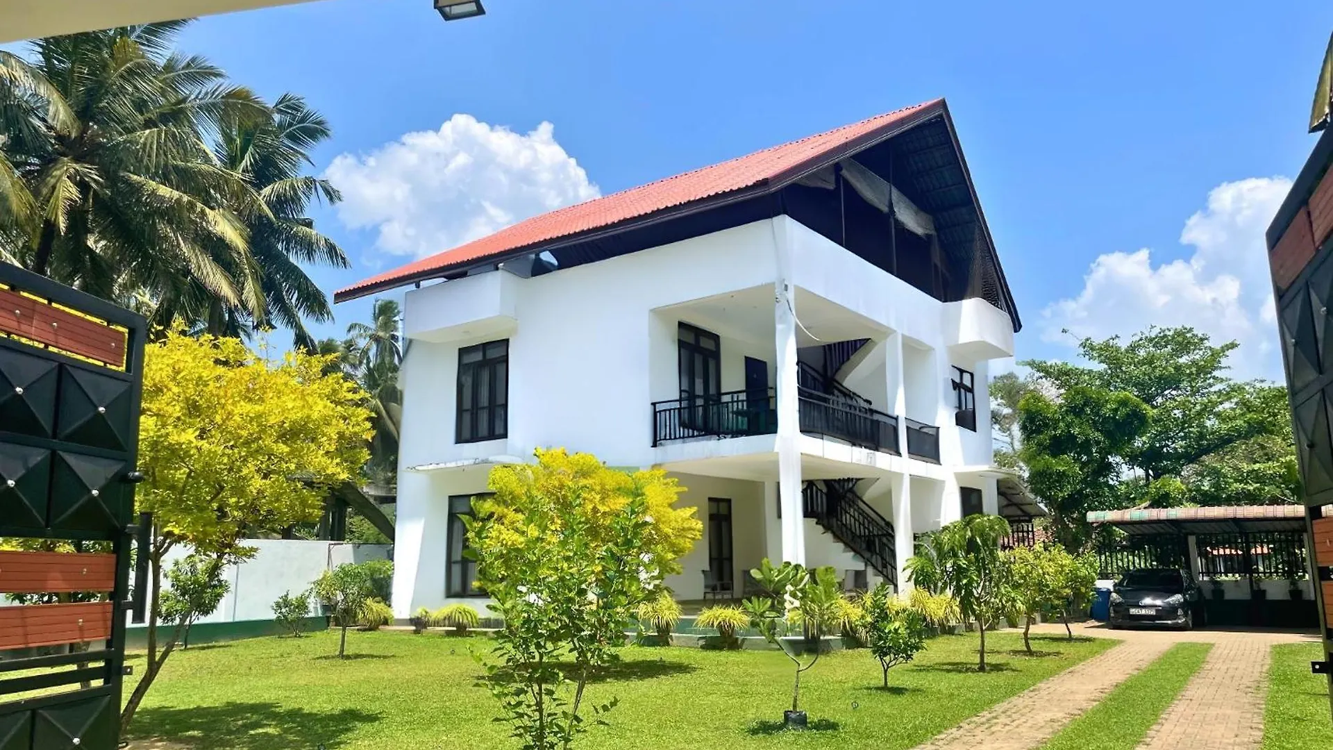 Curly Hostel Νεγκόμπο