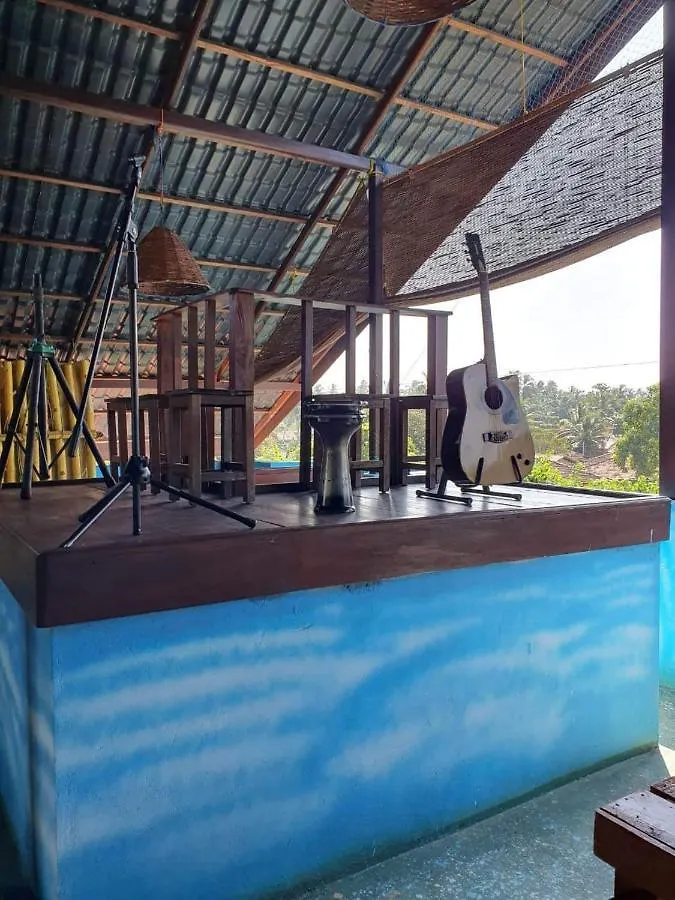 Curly Hostel Negombo